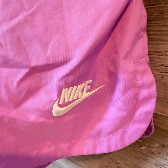 Nike Men's Purple Volley Swim Trunks Shorts - XL - Picture 4 of 11